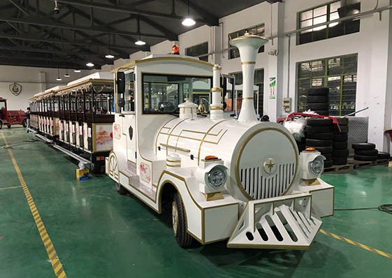景區(qū)交通新標(biāo)桿：解碼多靈電動觀光火車的深度定制之道